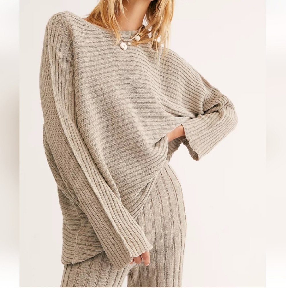 Free People Beach Imogen rib knit Sweater beige size S batwing dolman sleeves